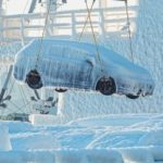 Поможет Примгидромет: неожиданный поворот случился в деле замёрзших на судне иномарок 
